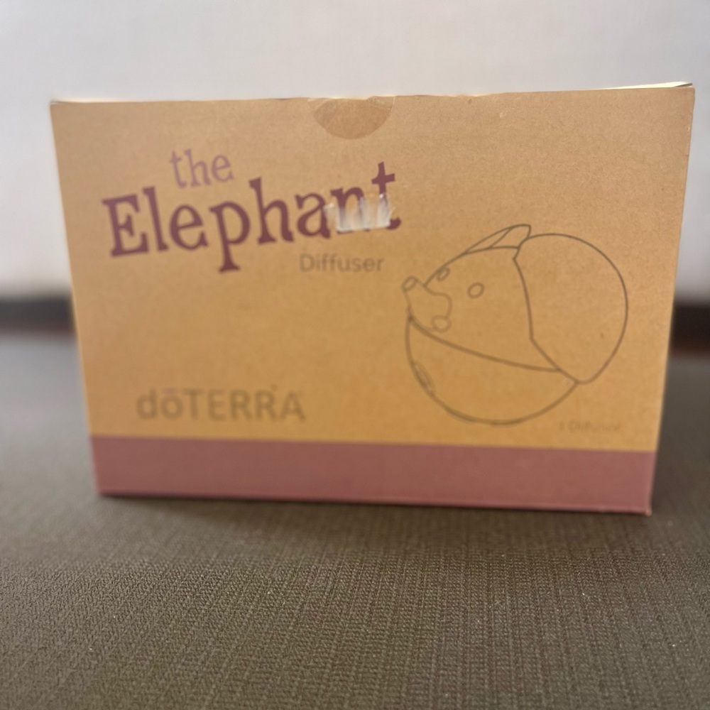 Elephant Diffuser - doTERRA